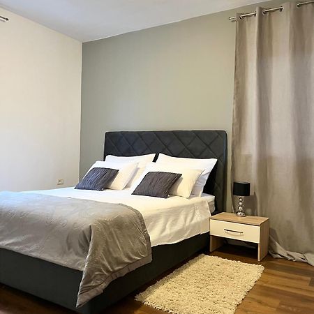 Apartment Domus Lauri Umag Exteriér fotografie
