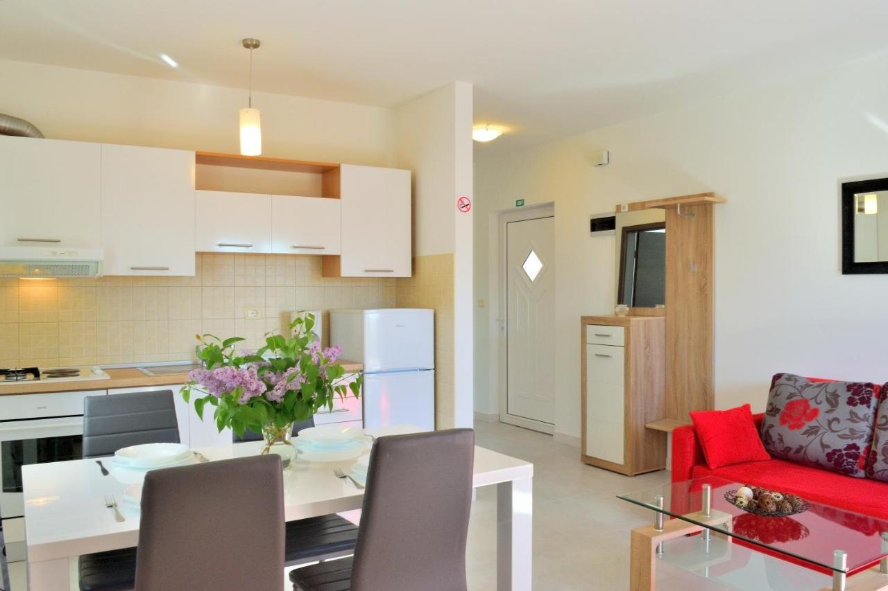Apartment Domus Lauri Umag Exteriér fotografie