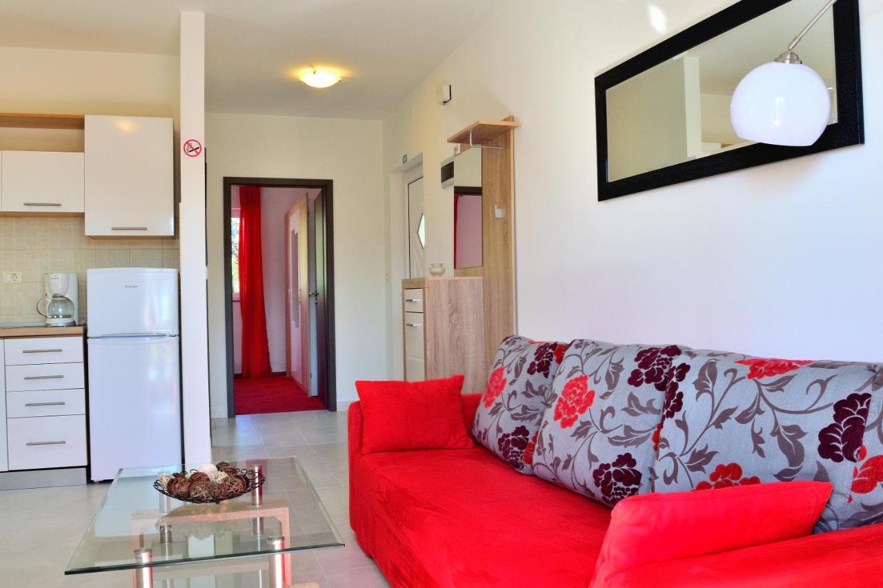 Apartment Domus Lauri Umag Exteriér fotografie