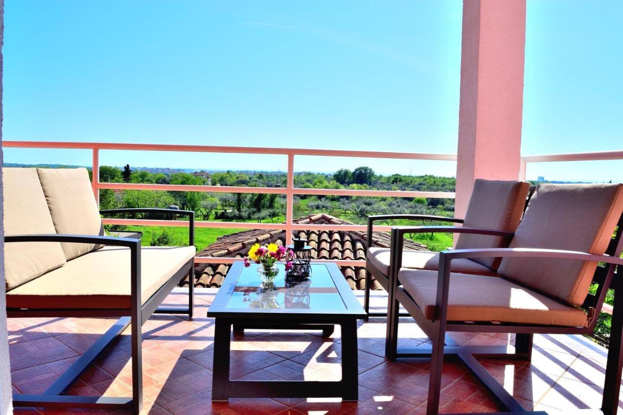 Apartment Domus Lauri Umag Exteriér fotografie