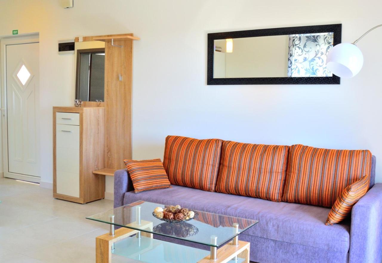 Apartment Domus Lauri Umag Exteriér fotografie